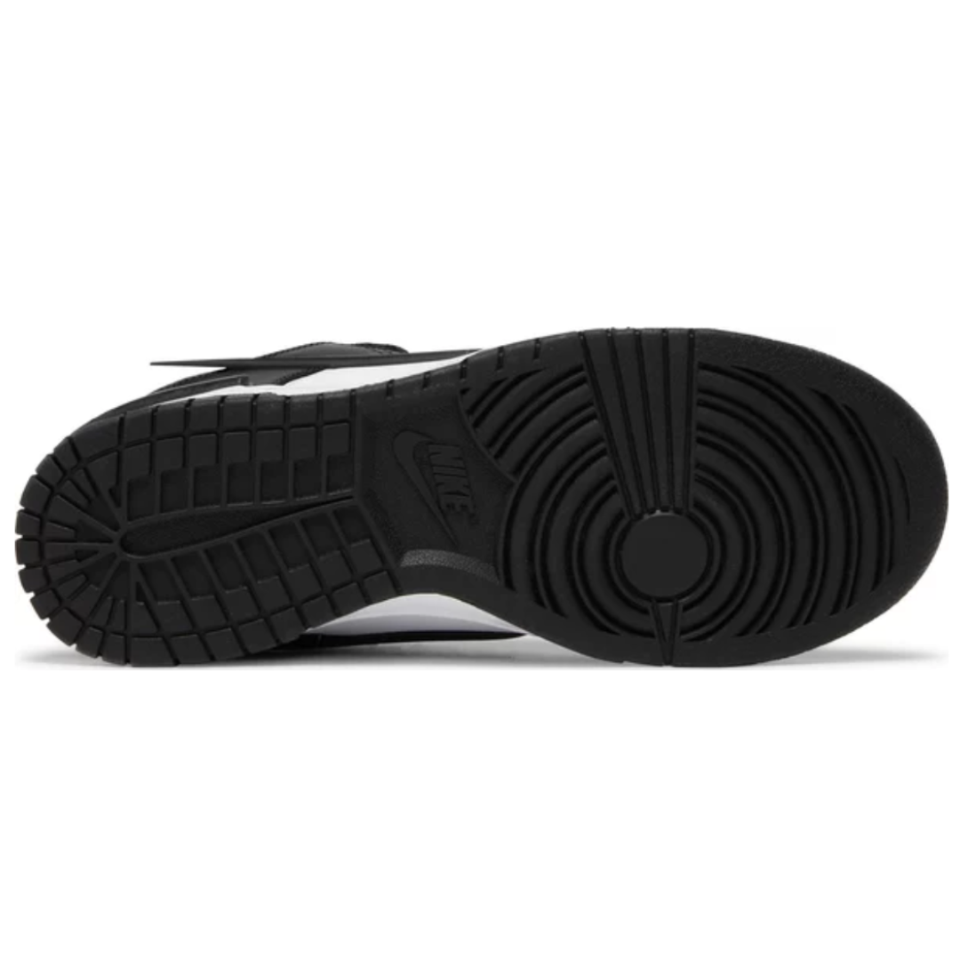 Nike Dunk Low Twist Panda