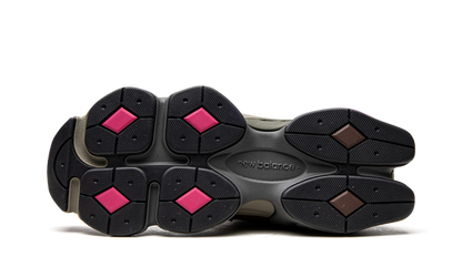New Balance 9060 Burgundy Pink
