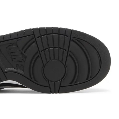 Nike Dunk Low Jumbo Panda Reverse